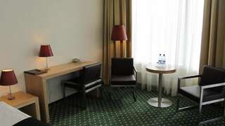 Отель Green City Hotel Минск Улучшенный двухместный номер с 1 кроватью-3