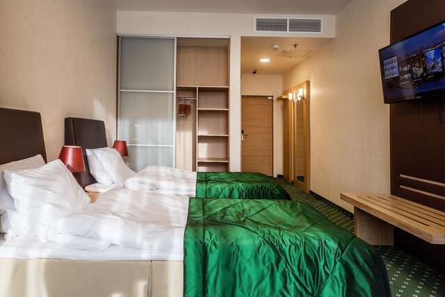 Отель Green City Hotel Минск-16