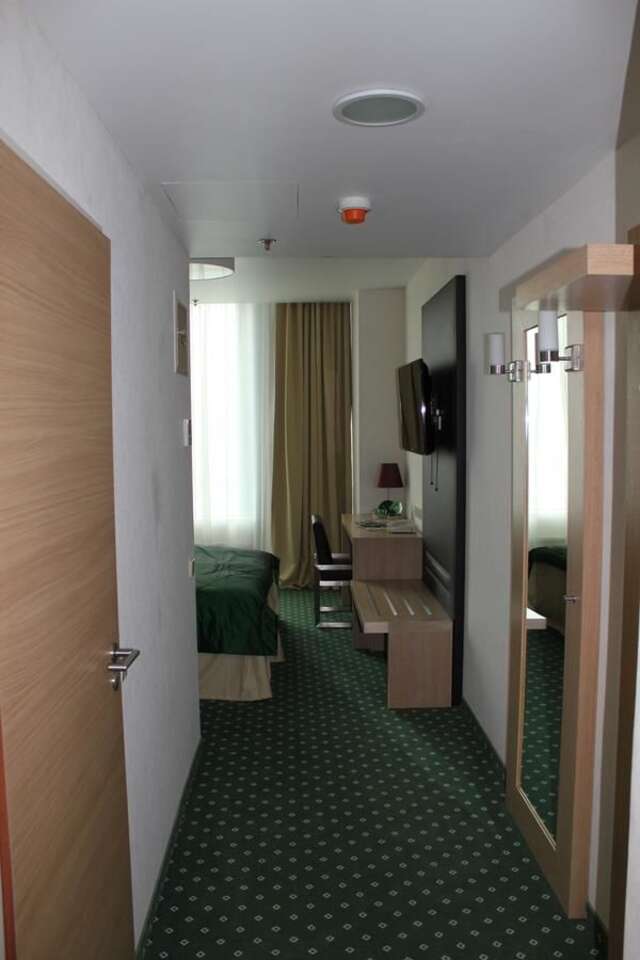 Отель Green City Hotel Минск-22